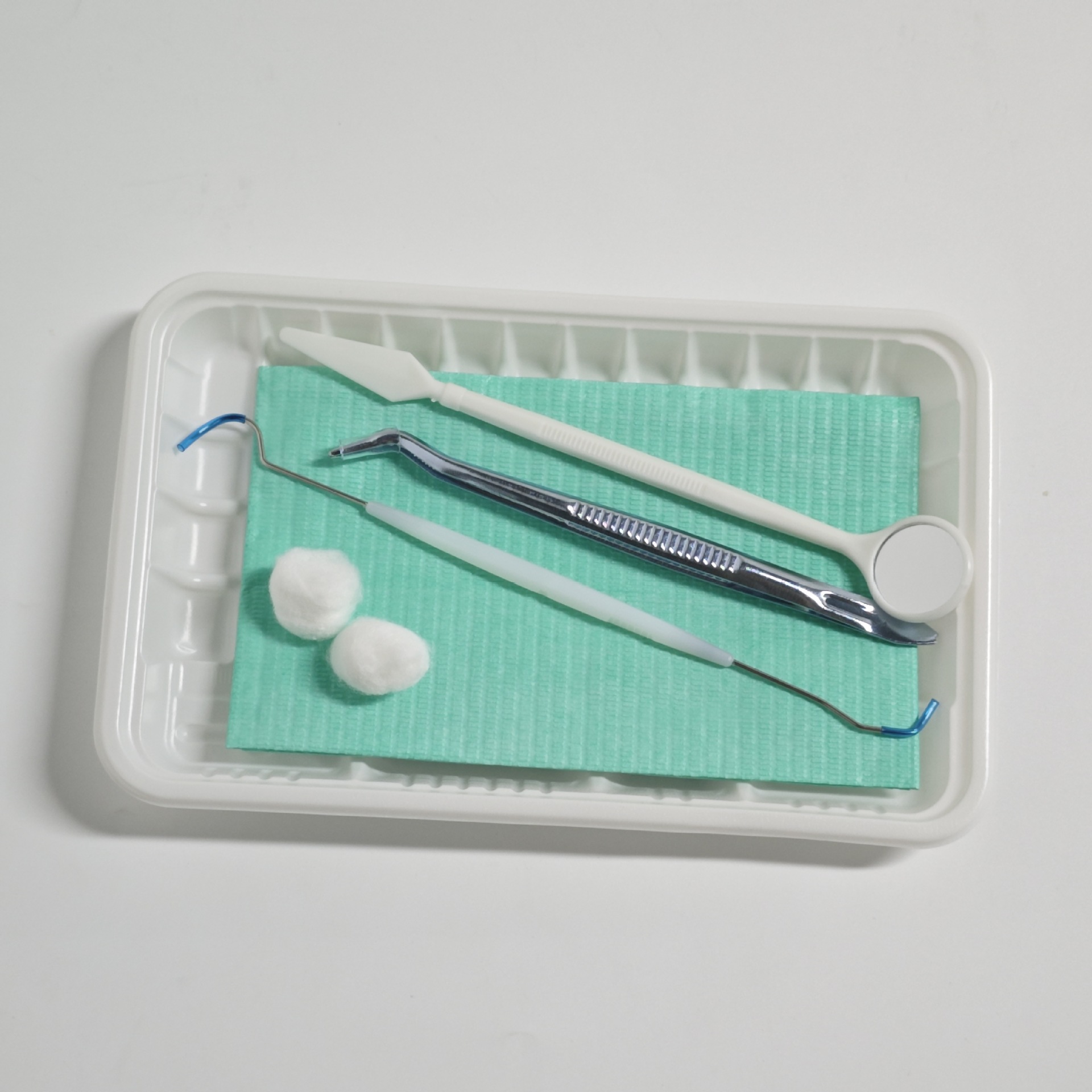 30 セット歯科使い捨て衛生キット口ミラー綿球スカーフ口腔検 - Dental Mirror Probe のレビューと価格